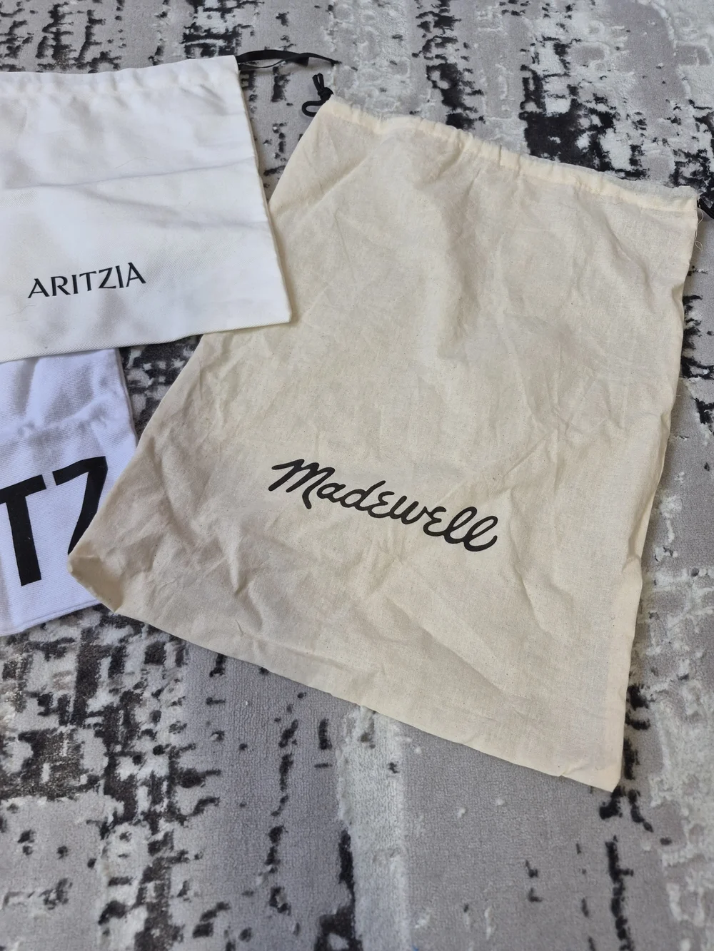 cotton dust storage Drawsteing Bags: Schutz, Aritzia and Madewell